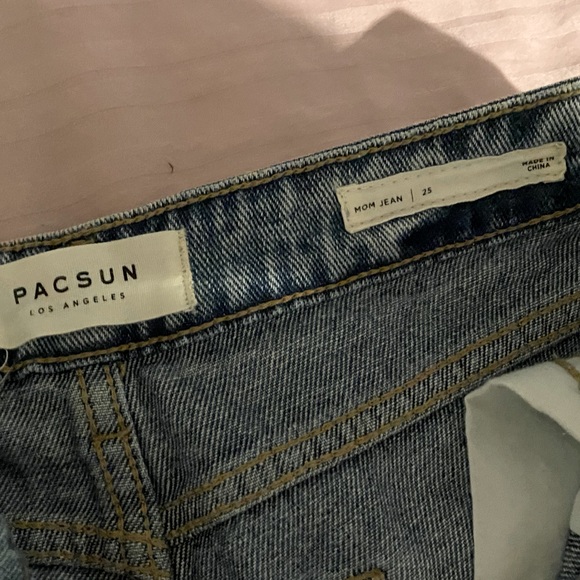 Original modded Scripture Jesus PACSUN Mom light Denim distressed Jeans 27w 23L - Picture 12 of 15